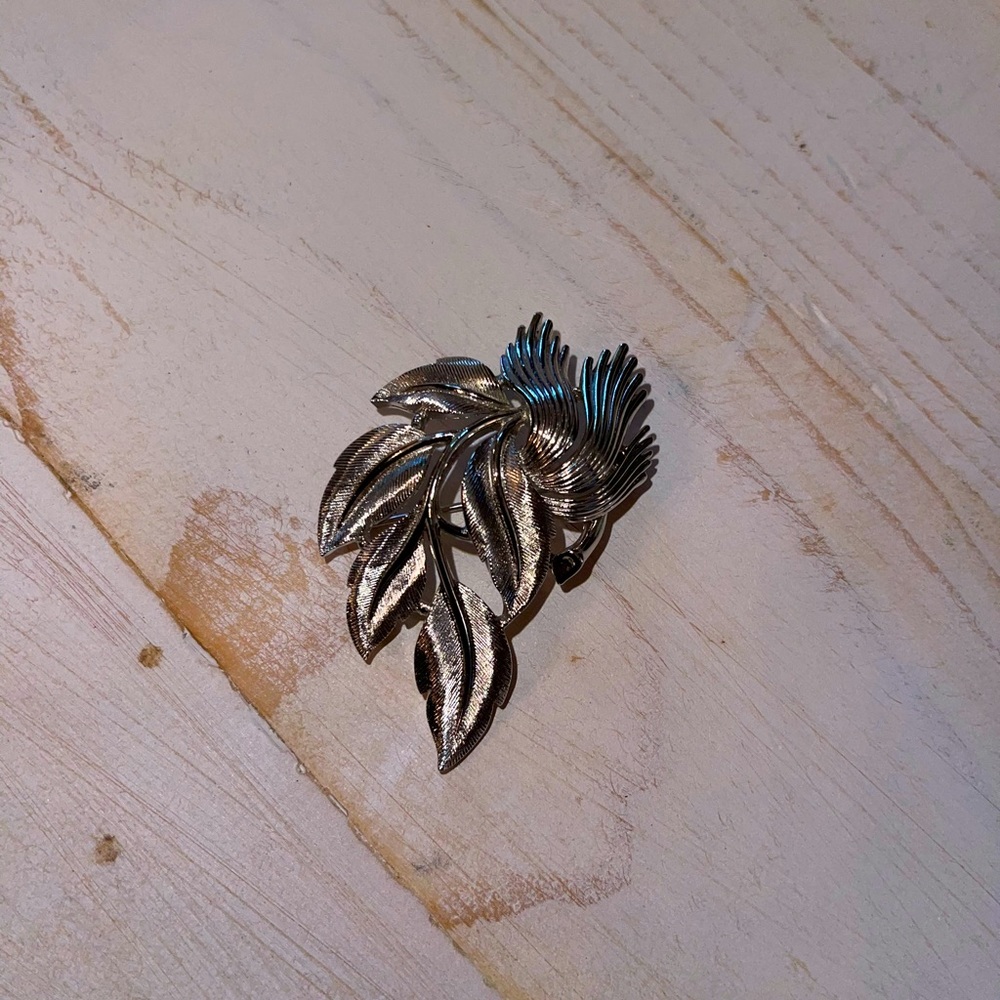 Vintage Trafari Silver Tone Signed Brooch